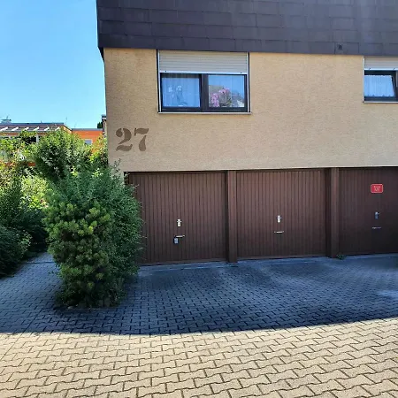 Apartament Business-Apartment - Flughafen & Messe - Parkplatz *