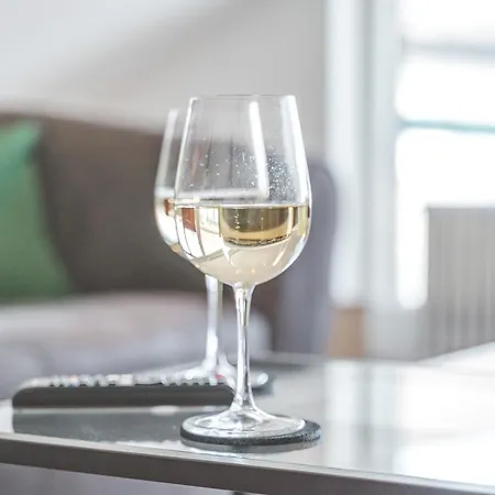 Apartament Business-Apartment - Flughafen & Messe - Parkplatz *