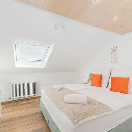 Business-Apartment - Flughafen & Messe - Parkplatz Apartament *