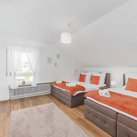 Business-Apartment - Flughafen & Messe - Parkplatz * Filderstadt